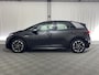 Volkswagen ID.3 First 58 kWh Automaat | Apple Carplay | Adaptive Cruise | Navi | Winter Pack |