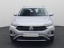 Volkswagen T-Roc 1.0TSI/110PK Life · Navigatie · Parkeersensoren · LED · Garantie tot september 2027 of 100000km.