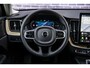 Volvo XC60 2.0 T6 Plug-in hybrid AWD Ultra Dark | Facelift | Trekhaak | 360 Camera | Panoramadak | Adaptieve Cruise Control | Dode Hoek Detectie |