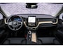 Volvo XC60 2.0 T6 Plug-in hybrid AWD Ultra Dark | Facelift | Trekhaak | 360 Camera | Panoramadak | Adaptieve Cruise Control | Dode Hoek Detectie |