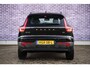 Volvo XC40 2.0 B4 Plus Dark | Trekhaak | Adaptive Cruise Control | Dode hoek detectie BLIS | Harman/Kardon audio | Elektrische stoelverstelling | Stoel- en stuurverwarming | Verwarmde Voorruit |