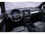 Volvo XC40 2.0 B4 Plus Dark | Trekhaak | Adaptive Cruise Control | Dode hoek detectie BLIS | Harman/Kardon audio | Elektrische stoelverstelling | Stoel- en stuurverwarming | Verwarmde Voorruit |