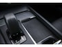 Volvo V60 2.0 B3 Essential Edition | Sport Pack | 19" Black Edition Velgen | Leder | Adaptieve Cruise Control | Stoelverwarming | Park Assist |