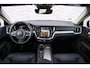 Volvo V60 2.0 B3 Essential Edition | Sport Pack | 19" Black Edition Velgen | Leder | Adaptieve Cruise Control | Stoelverwarming | Park Assist |