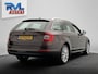 Skoda Octavia Combi 1.2 TSI Greentech Elegance Automaat * Origineel Nederlands * Trekhaak Navigatie Climate-control Cruise