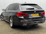 BMW 5-Serie Touring 520i M-SPORT HIGH EXECUTIVE PANORAMADAK STOELVERWARMING LEDER M PAKKET VIRTUAL AMBIANCE TREKHAAK