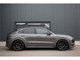 Porsche Cayenne Coupé 3.0 E-Hybrid Techart Bodykit | NL Auto | Full Option | ACC | 360 Cam | Alcantara | Achterasbesturing | Head Up | Ambiance | Carbon | Techart 22"| Bose | Sportuitlaat | Ventilatie | Memory | Head Up | E.TH 3500KG | Sportdesign | Carbon | Softclose | PDLS+ | Lane & Side Assist | Sport Chrono | Apple & Android Carplay |