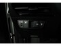 Kia EV6 Light Edition 63 kWh - Navigatie - Adaptive cruise control - Stoel/stuur verwarming - Apple Carplay/Android Auto - Climate Control - Achteruitrij camera - Fabrieksgarantie tot 04-2032