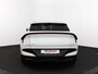 Kia EV6 Light Edition 63 kWh - Navigatie - Adaptive cruise control - Stoel/stuur verwarming - Apple Carplay/Android Auto - Climate Control - Achteruitrij camera - Fabrieksgarantie tot 04-2032