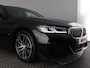 BMW 5-Serie Touring 520i High Executive (Pano / Laser / Head Up / ACC / Luchtvering / Navi)