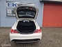 Mercedes-Benz CLA Shooting Brake 180 Automaat Shadow Line.