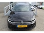 Volkswagen Polo 1.0 TSI 2x R-Line Automaat IQLight/Stoelverwarming/Navigatie/Virtual cockpit/Adaptive cruise control/Achteruitrijcamera/Parkeersensoren rondom/Apple carplay/LED grill/Climate control/Draadloze telefoonlader/DAB/16''Lichtmetalen velgen.
