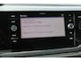 Volkswagen Polo 1.0 TSI 2x R-Line Automaat IQLight/Stoelverwarming/Navigatie/Virtual cockpit/Adaptive cruise control/Achteruitrijcamera/Parkeersensoren rondom/Apple carplay/LED grill/Climate control/Draadloze telefoonlader/DAB/16''Lichtmetalen velgen.