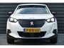Peugeot 2008 1.2 PURETECH 130PK ALLURE PACK AUTOMAAT / NAVI / LED / CLIMA / PDC / 17" LMV / CAMERA / AFN.TREKHAAK / KEYLESS / BLUETOOTH / ADAPT. CRUISECONTROL / 2E EIGENAAR / SCHITTERENDE STAAT !!