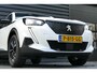 Peugeot 2008 1.2 PURETECH 130PK ALLURE PACK AUTOMAAT / NAVI / LED / CLIMA / PDC / 17" LMV / CAMERA / AFN.TREKHAAK / KEYLESS / BLUETOOTH / ADAPT. CRUISECONTROL / 2E EIGENAAR / SCHITTERENDE STAAT !!