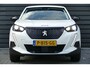 Peugeot 2008 1.2 PURETECH 130PK ALLURE PACK AUTOMAAT / NAVI / LED / CLIMA / PDC / 17" LMV / CAMERA / AFN.TREKHAAK / KEYLESS / BLUETOOTH / ADAPT. CRUISECONTROL / 2E EIGENAAR / SCHITTERENDE STAAT !!