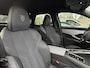 Peugeot 3008 1.2 Hybrid 145pk GT | Automaat | Stuur en Stoelverwarming | Elektrische achterklep | Achteruitrijcamera | Navigatie via 21inch scherm | Adaptieve Cruise Control
