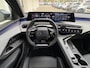 Peugeot 3008 1.2 Hybrid 145pk GT | Automaat | Stuur en Stoelverwarming | Elektrische achterklep | Achteruitrijcamera | Navigatie via 21inch scherm | Adaptieve Cruise Control