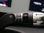 Hyundai Ioniq 5 Connect+ 77.4 kWh / SoH 100% / Trekhaak Afneembaar / 1600kg Trekgewicht / Stoel en Stuurverwarming / Elektrische Verstelbare Voorstoelen / HUD / 1ste Eigenaar / NL auto / Dealer onderhouden / Fabrieksgarantie tm 22-03-2028 /