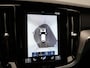 Volvo V60 2.0 T8 Recharge AWD Inscription 392pk Dealer O.H PHEV | Trekhaak Af Fabriek | Panodak | Head Up | Adaptive Cruise | 360 Camera | Bowers & Wilkins | Lederen Sporstoelen Memory & Ventilatie | Apple Carplay | Verwarmde Stoelen & Stuur | 19"L.M