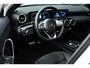 Mercedes-Benz A-klasse 180 AMG Pano Trekhaak Camera Night Metallic-wit