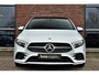 Mercedes-Benz A-klasse 180 AMG Pano Trekhaak Camera Night Metallic-wit