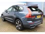 Volvo XC60 2.0 T6 Plug-in hybrid AWD Plus Dark | Incl. 12 maanden Garantie | Panorama dak | Elektrisch verstelbare stoelen met memory | Achteruitrijcamera | Keyless entry/start | Adaptive cruise | Elektrische kofferbakklep | Climate controle | Draadloze telefoonlader | Virtual Cockpit | Lederen bekleding |