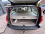 Volvo V70 2.4 Momentum / YOUNGTIMER / Leder / Carplay / Navi / Trekhaak .
