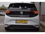 Volkswagen ID.3 First 58 kWh Adaptive cruise, Stoel/stuurverwarming, Navi,