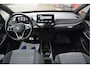 Volkswagen ID.3 First 58 kWh Adaptive cruise, Stoel/stuurverwarming, Navi,