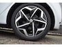 Volkswagen ID.3 First 58 kWh Adaptive cruise, Stoel/stuurverwarming, Navi,