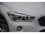 BMW X1 sDrive20i Centennial High Executive | Navigatie | HUD | Leer | Xenon | Stoelverwarming | NL auto!! | Nederlandse auto 124898 NAP dealeronderhouden zeer compleet nette auto
