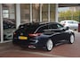 Opel Insignia Sports Tourer 1.5 Turbo Business Executive OPC-Line | Navigatie | Sportstoelen | Bose | HUD | Camera | Stuur+stoelverwarming | NL auto!! | Keurige dealer onderhouden Insignia en afkomstig van eerste eigenaar!!