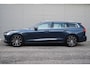 Volvo V60 T6 Plug-in hybrid AWD Essential Bright | Adaptive Cruise | BLIS | Trekhaak | PDC V/A | Stoelverwarming V/A | Stuurwielverwarming | Trekhaak |