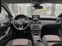 Mercedes-Benz GLA 180 Premium Automaat met Navigatie !!! Cruise !!! Dealer Onderhouden !!!