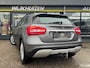 Mercedes-Benz GLA 180 Premium Automaat met Navigatie !!! Cruise !!! Dealer Onderhouden !!!