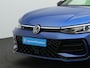 Volkswagen Passat Variant 1.5 eHybrid 272 pk DSG R-Line Edition | Panoramadak | Trekhaak | Adaptief onderstel | Head-up display | IQ Light | Achteruitrijcamera