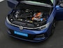 Volkswagen Passat Variant 1.5 eHybrid 272 pk DSG R-Line Edition | Panoramadak | Trekhaak | Adaptief onderstel | Head-up display | IQ Light | Achteruitrijcamera