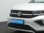 Volkswagen T-Cross 1.0 TSI 115 pk DSG R-Line Edition | IQ Light | Achteruitrijcamera | Stoelverwarming | Adaptive Cruise