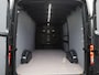 Volkswagen Crafter 2.0 TDI L3H2 Comfortline 140PK | Camera | Parkeerhulp voor + achter | Airco | Navigatie | Cruise control | Multifunctioneel stuur |