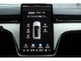 Volvo EX90 Twin Motor Performance Ultra 7p. 111 kWh | Verwarmbare voorstoelen | Verwarmbaar stuurwiel | Massagefunctie voorstoelen | HD Pixel Led | Verwarmbare achterbank | Panoramisch dak | Adaptieve Cruise Control | Luchtvering | 22 inch Lichtmetalen velgen | Semi elektrische trekhaak | Alarmklasse 3 | Visual Park Assist |