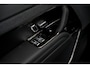 Land Rover Range Rover Sport P460e AWD Dynamic SE | Black Exterior Pack | Glazen panoramadak | Dynamisch luchtveringssysteem | Adaptieve cruisecontrol | 5 jaar garantie of 150.000 km | Apple CarPlay | Meridian™ Sound System | Roodgelakte remklauwen |