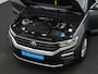 Volkswagen T-Roc 1.5 TSI 150 pk DSG Style | Trekhaak | Achteruitrijcamera | Navigatie | Adaptive Cruise