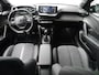 Peugeot 208 1.2 PureTech 100 GT | Keyless entry en start | Lichtmetalen velgen | Dodehoekdetectie | Navigatie | Camera voor en achter | Draadloze telefoonoplader