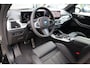 BMW X5 xDrive50e | Dravitgrau, M Sportpakket Pro, Sportstoelen, Massage, Carbon interieur, Driving Assistant Professional, Harman/Kardon, Trekhaak, Panoramadak, Zitklima, Stuurverwarming