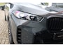 BMW X5 xDrive50e | Dravitgrau, M Sportpakket Pro, Sportstoelen, Massage, Carbon interieur, Driving Assistant Professional, Harman/Kardon, Trekhaak, Panoramadak, Zitklima, Stuurverwarming