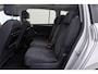 Volkswagen Touran 1.8 TSI Highline Business R-Line 7p | Trekhaak | Panoramadak | 180 PK | Dealer Ond. | CarPlay | Stoelverwarming