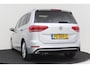Volkswagen Touran 1.8 TSI Highline Business R-Line 7p | Trekhaak | Panoramadak | 180 PK | Dealer Ond. | CarPlay | Stoelverwarming
