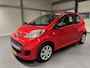 Peugeot 107 1.0-12V XR Leuke auto | AUX aansluiting | Radio CD speler | Traffic informatie