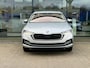 Skoda Octavia Combi 1.0 TSI Business Edition Plus 110 PK | LED Koplampen | Navigatie | Trekhaak | Climate Control | Adaptive Cruise Control | Travel pakket | Apple Carplay/Android Auto | Elektrische achterklep | Privacy Glass | Parkeersensoren | Lichtmetalen velgen | €10.544,- Actiekorting! | PRIJS = NETTO RIJKLAAR! | Direct leverbaar! |
